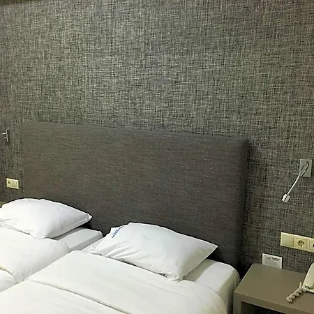 曼德利诺酒店 酒店