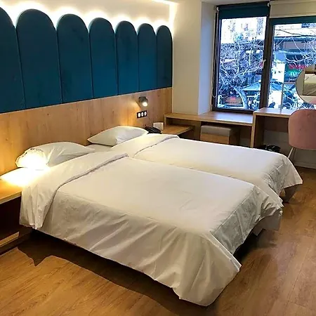 曼德利诺酒店 3*