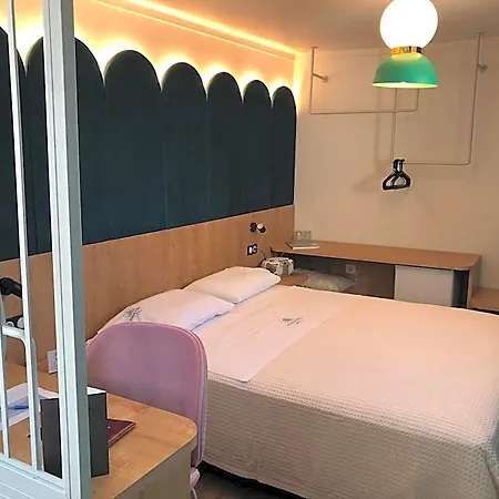 曼德利诺酒店 酒店