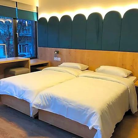 曼德利诺酒店 酒店 3*